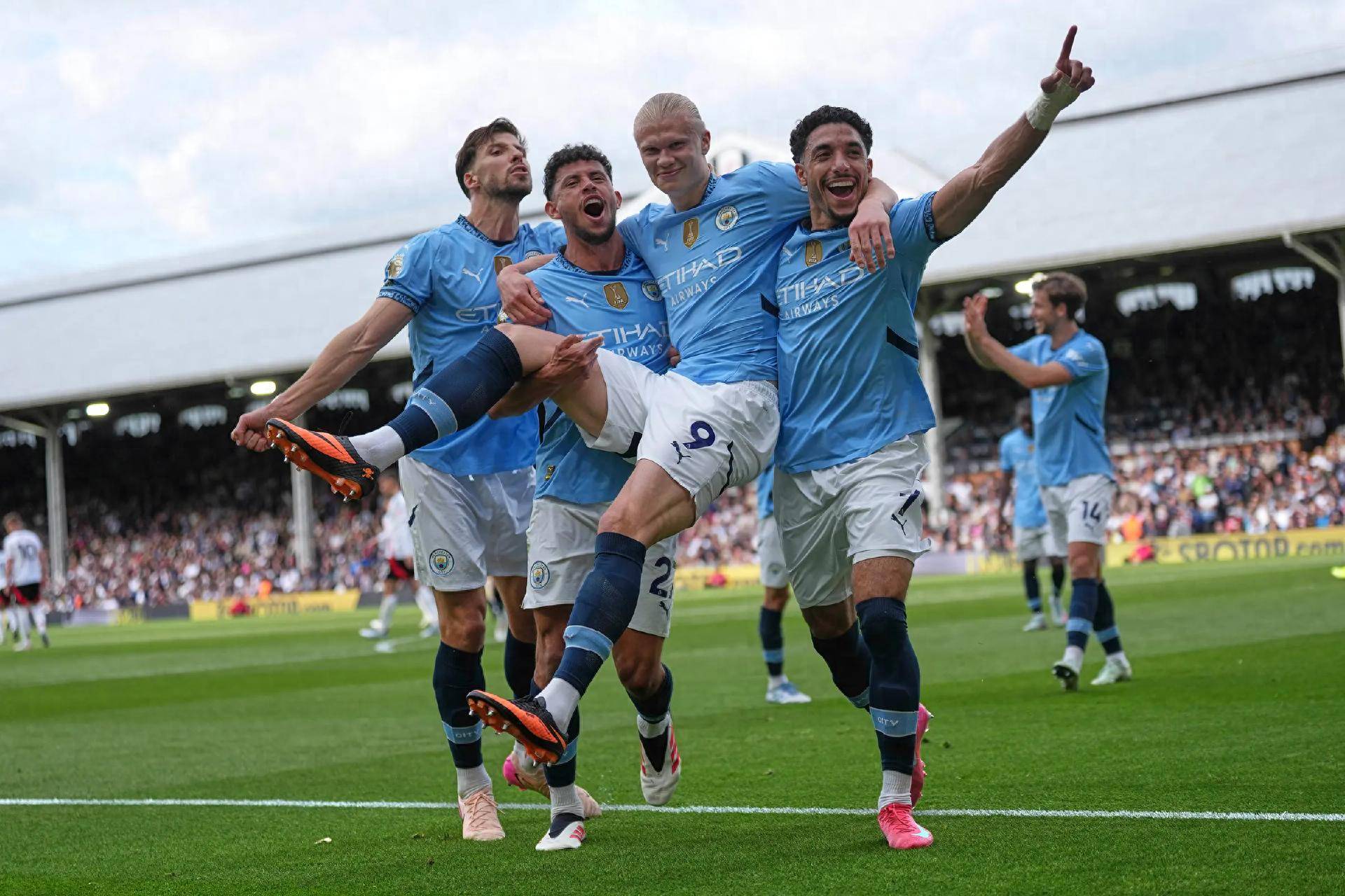 足总杯集结日走向成谜，纽约尼克斯再遭质疑，气氛紧张，资深球员宣示担当(德赛克巴莱彩虹桥)-开云棋牌