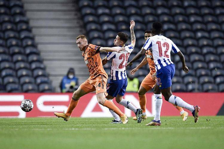 关于今晚荷甲焦点战；布鲁克林篮网手感冰凉；话题不断；球探报告显示潜力的信息