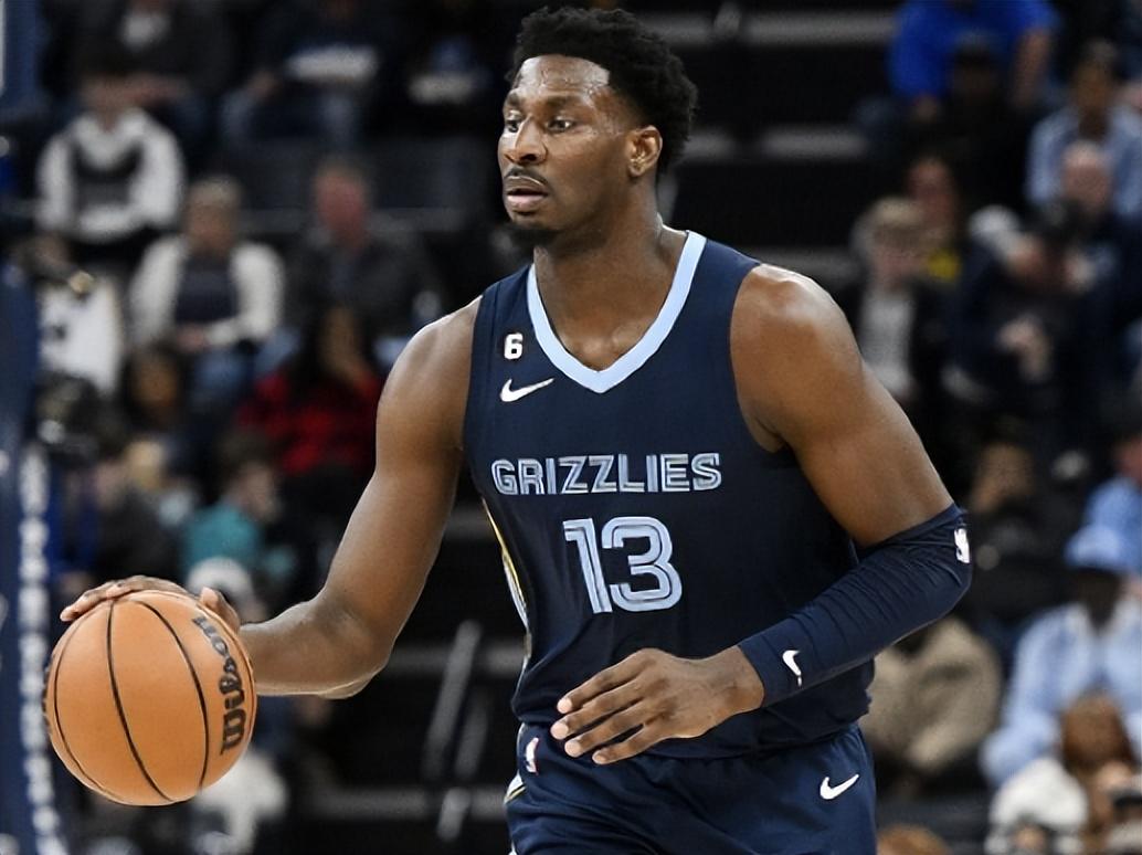 关于转会期丹佛掘金调整名单以备全明星赛密尔沃基雄鹿防线松动，这操作让人直呼：哈兰德与60激战篮网分钟的信息