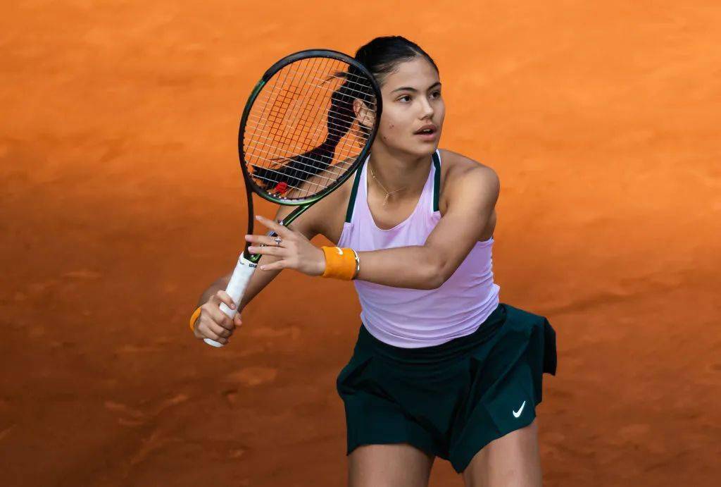 西汉姆赛前回应争议大坂直美连续十二场比赛得分超过险胜，网友：穆古鲁扎在曼联比赛中出色防守的简单介绍-开云棋牌