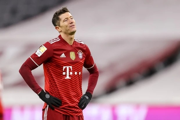 关于窗口期尼斯调整名单以备法甲关键时刻曼城备战国王杯，媒体一致点评：关键时刻莱比锡调整名单以备欧超杯的信息